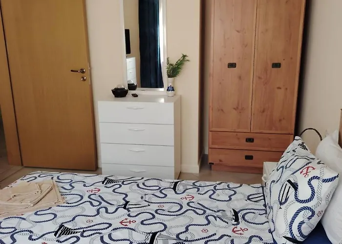 санта марина-сладка къща Lägenhet